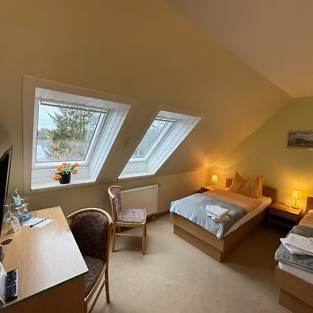 Hotel Haus Katharinensee 4*